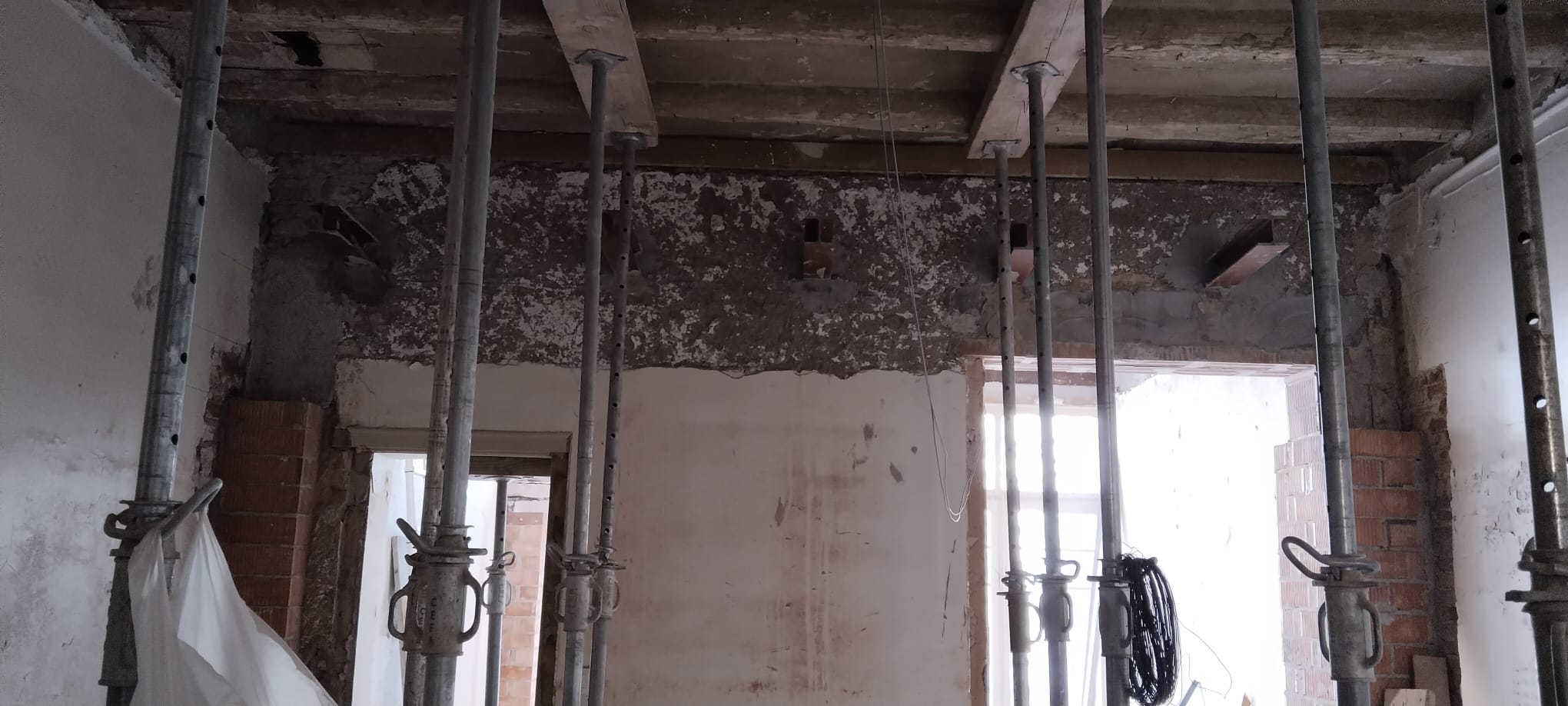Armado del muro de contención de sotano